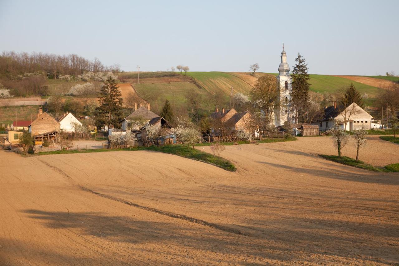 Somogy Kertje Üdülőfalu és Étterem Bonnya Exterior foto